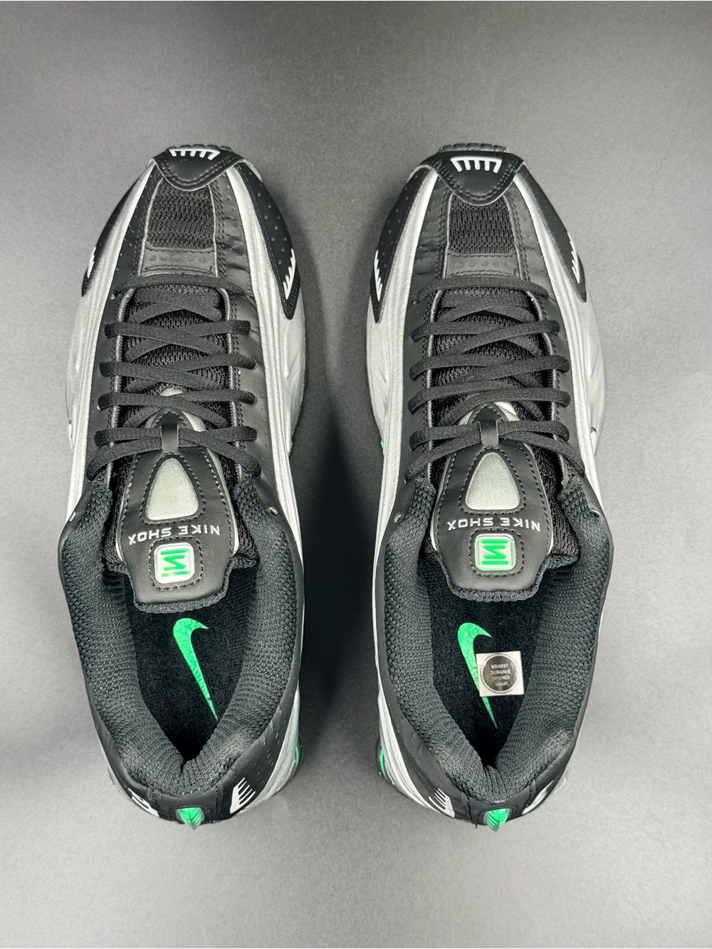 Nike Shox R4 'Green' - Picture 2 of 11